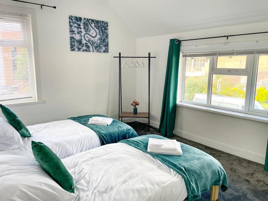 Appartement Perfect For Contractors & Families! 7 Beds Free Parking à Birmingham Extérieur photo